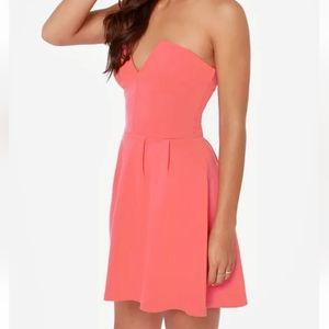 Lulu's "Notch Landing" Coral pink sweetheart neckline skater dress